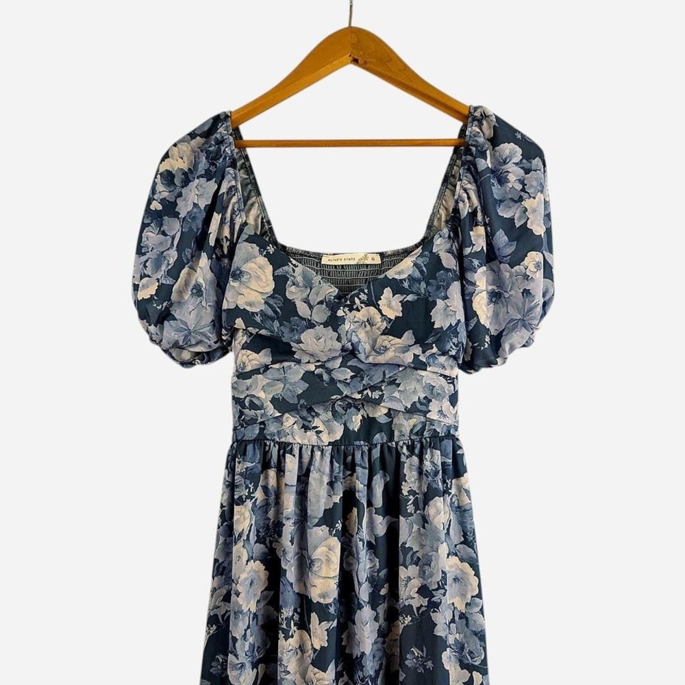 NWT Altar'd State Alora Blue Floral Maxi Dress Romantic Puff Sleeve Tiered XL - Picture 4 of 8